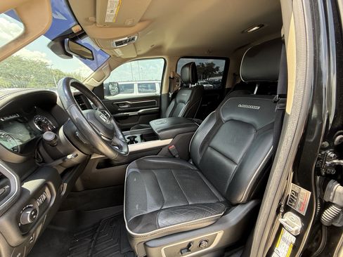 Used 2020 RAM 1500 Laramie AWD/4WD image 26