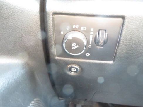 Used 2015 Jeep Grand Cherokee Limited w/ Trailer Tow Group IV AWD/4WD image 21