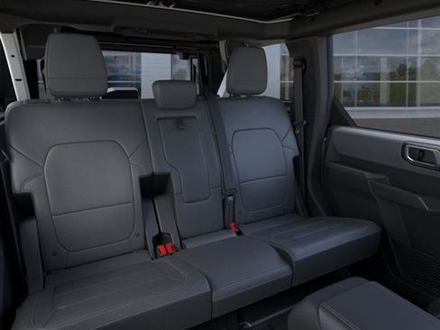 New 2026 Ford Bronco Big Bend w/ Black Diamond Package AWD/4WD image 13