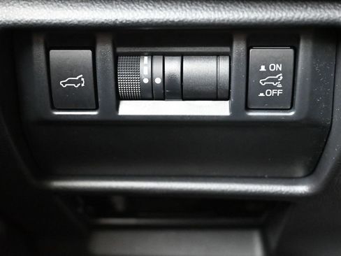 Certified 2025 Subaru Forester Premium AWD/4WD image 24