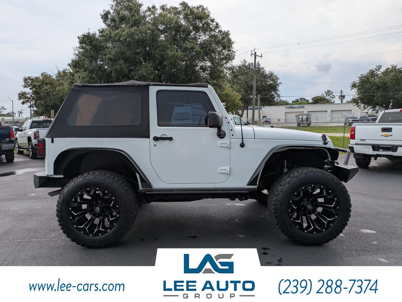 Used 2016 Jeep Wrangler Sport AWD/4WD image 2