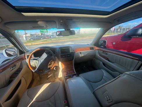 Used 2004 Lexus LS 430 image 16