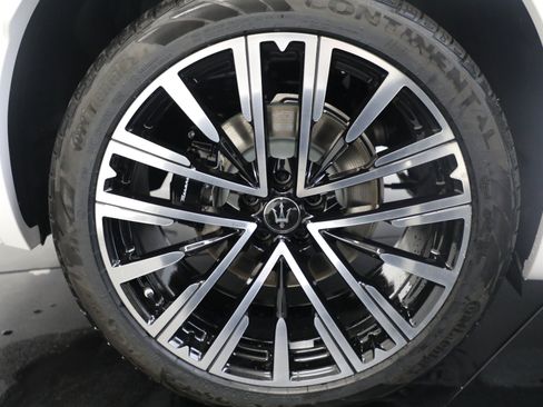 New 2025 Maserati Grecale Modena AWD/4WD image 26