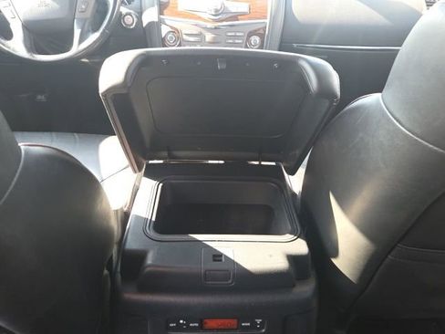 Used 2019 Nissan Armada SL w/ Premium Package image 28