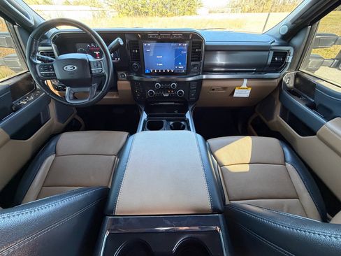 Used 2024 Ford F250 Lariat w/ Lariat Ultimate Package AWD/4WD image 26