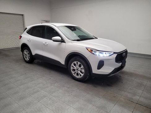 Used 2024 Ford Escape Active AWD/4WD image 11