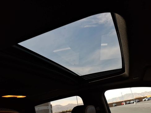 Used 2024 GMC Canyon AT4 w/ AT4 Premium Package image 18