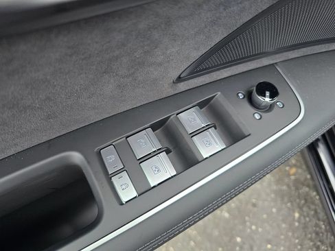 New 2026 Audi A8 L 3.0T AWD/4WD image 21