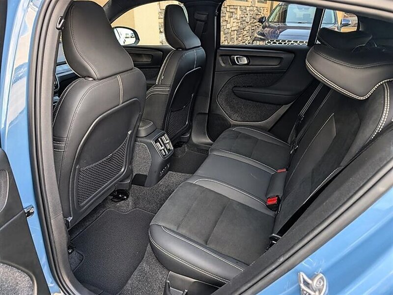 Used 2023 Volvo C40 P8 Recharge Ultimate AWD/4WD image 24