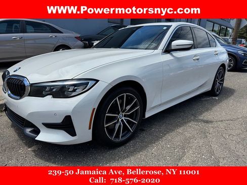 Used 2019 BMW 330i xDrive Sedan w/ Driving Assistance Package AWD/4WD image 5