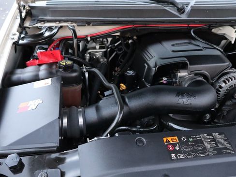 Used 2011 GMC Yukon SLT w/ SLT-2 Equipment Package image 40