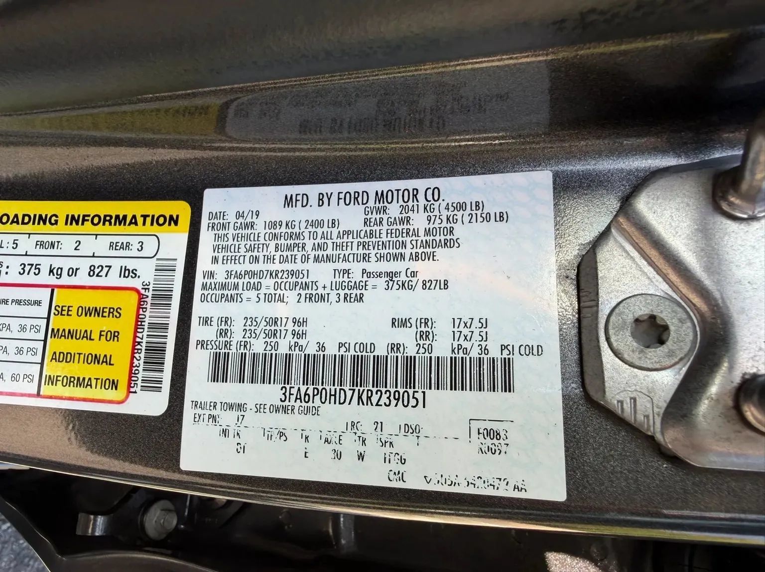 Used 2019 Ford Fusion SE FWD image 36