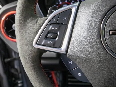 Used 2022 Chevrolet Camaro ZL1 image 18