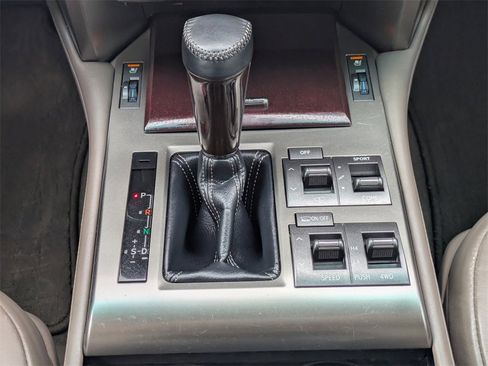 Used 2019 Lexus GX 460 Luxury image 19