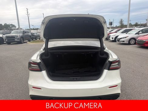 Certified 2023 Nissan Maxima SR w/ Sport Mat Group image 9