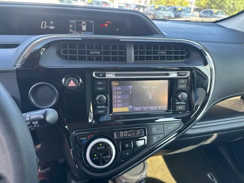 Used 2018 Toyota Prius C One w/ Carpet Mat Package FWD image 10