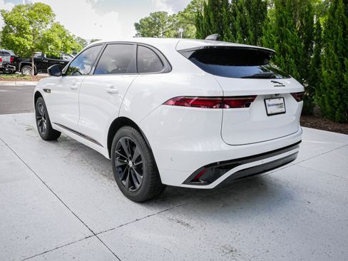 Used 2024 Jaguar F-PACE R-Dynamic S AWD/4WD image 9