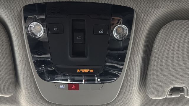 Used 2024 Kia Sorento SX AWD/4WD image 38