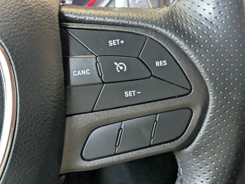 Used 2022 Dodge Charger Scat Pack w/ Plus Group RWD image 25