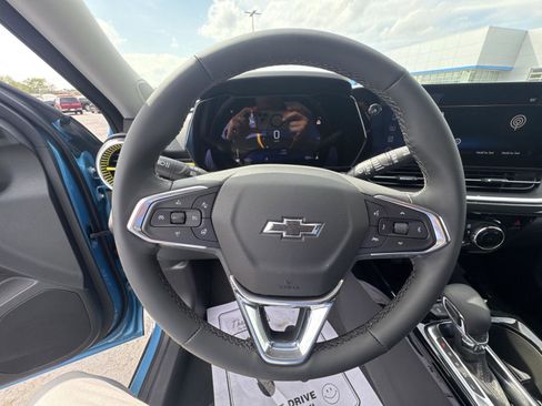 Used 2025 Chevrolet Trax ACTIV w/ Driver Confidence Package FWD image 18