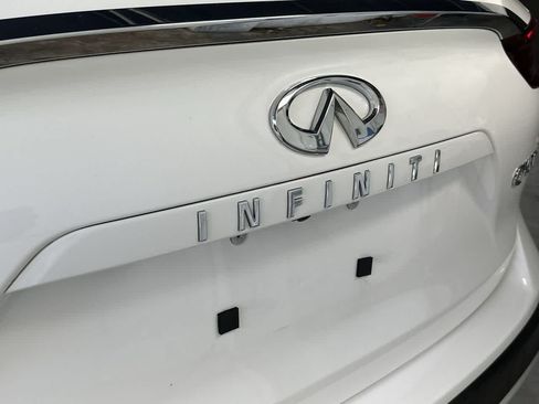 Used 2023 INFINITI QX50 Luxe FWD image 10