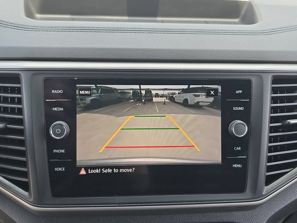 Used 2020 Volkswagen Atlas Cross Sport SE AWD/4WD image 25