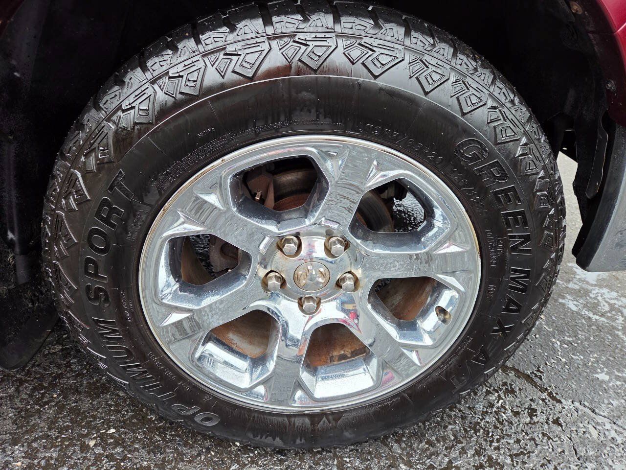 Used 2017 RAM 1500 Laramie w/ Convenience Group AWD/4WD image 18