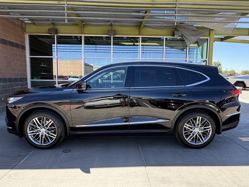 Used 2024 Acura MDX SH-AWD w/ Advance Package image 7