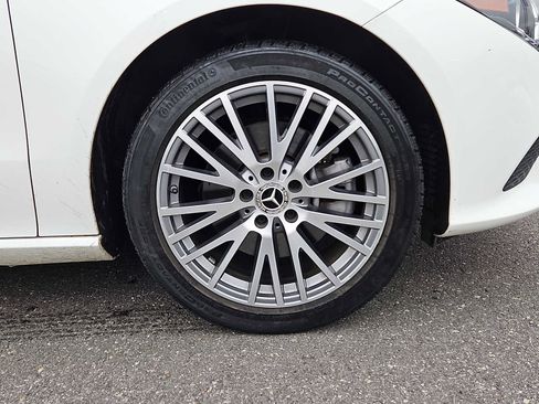 Used 2023 Mercedes-Benz CLA 250 4MATIC image 9