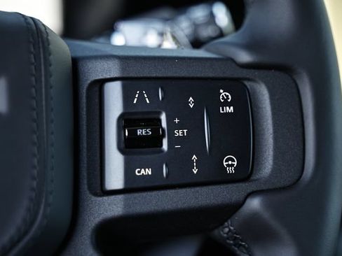 New 2026 Land Rover Defender 110 OCTA AWD/4WD image 47