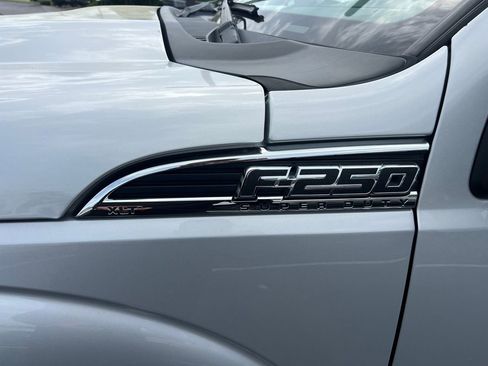 Used 2015 Ford F250 XLT w/ XLT Interior Package AWD/4WD image 17