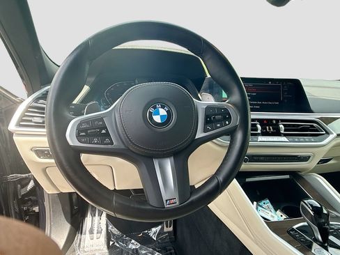 Used 2022 BMW X6 xDrive40i w/ M Sport Package AWD/4WD image 11