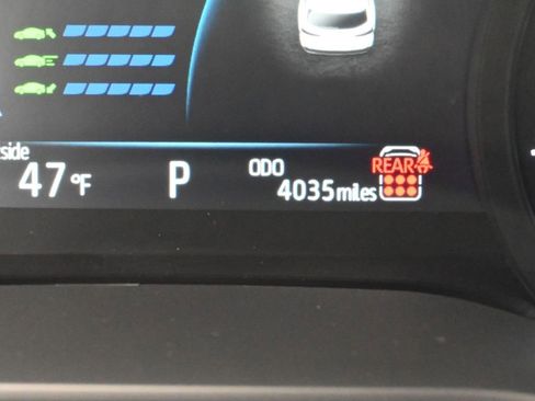 Used 2025 Toyota Sienna LE w/ LE Plus Package image 19