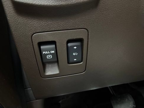 Used 2018 Ford F150 King Ranch w/ Equipment Group 601A Luxury AWD/4WD image 43