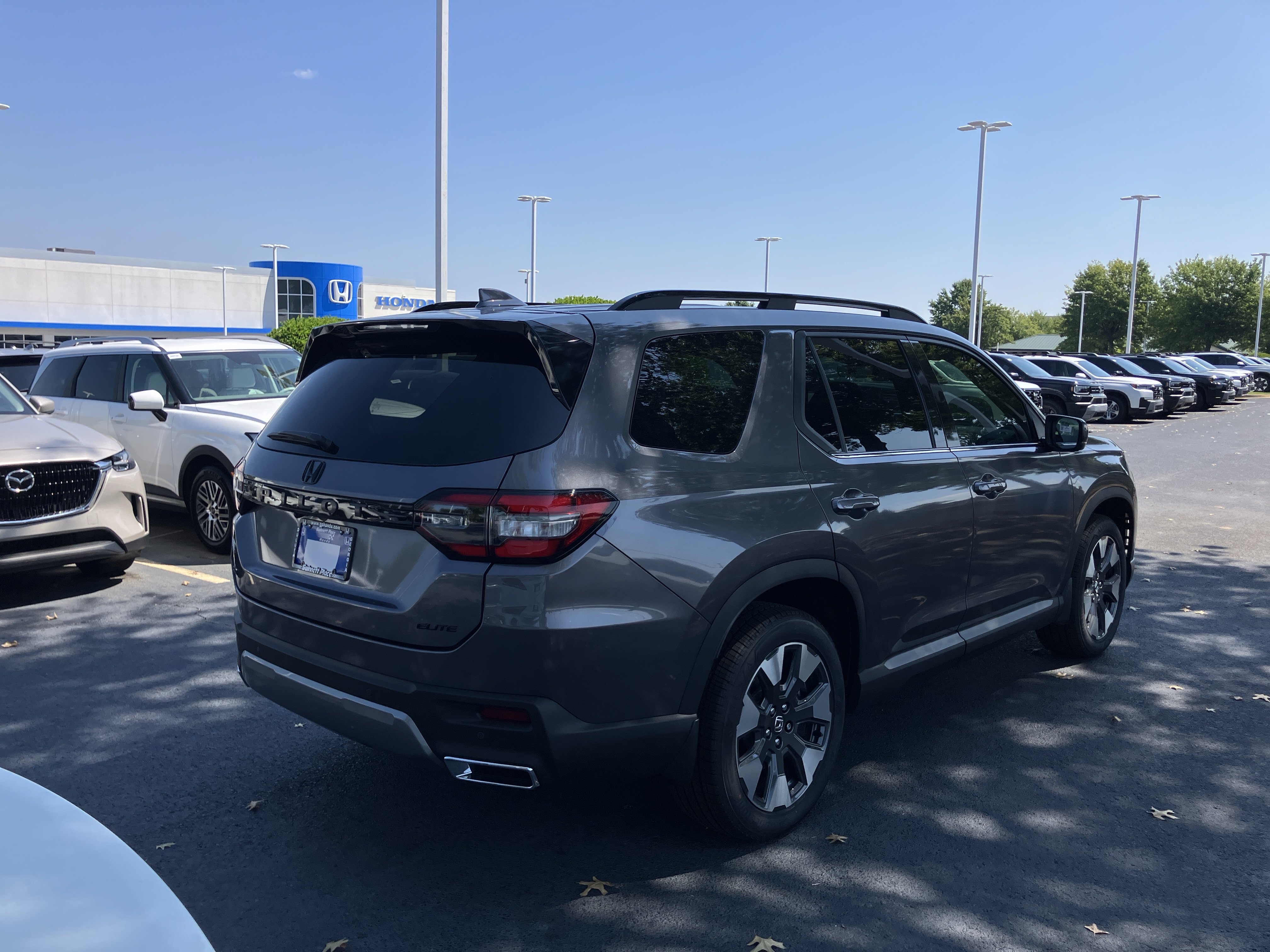New 2026 Honda Pilot Elite image 9