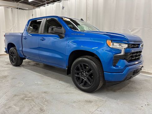 Certified 2022 Chevrolet Silverado 1500 RST image 8