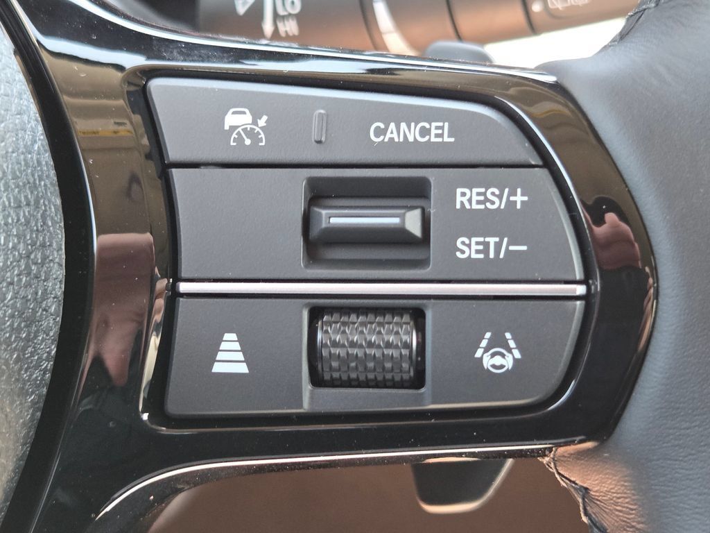 New 2026 Honda Pilot Touring image 11