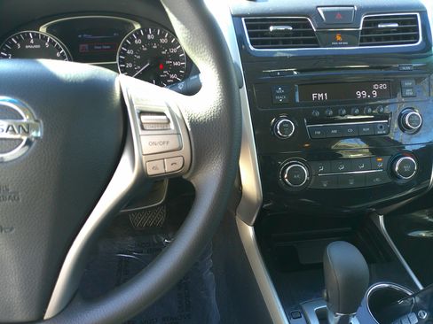 Used 2013 Nissan Altima 2.5 S image 25