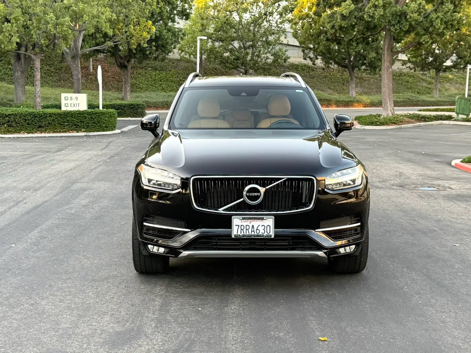 Used 2016 Volvo XC90 T6 Momentum AWD/4WD image 8