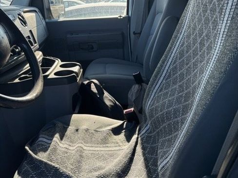 Used 2009 Ford E-150 and Econoline 150 Extended image 11