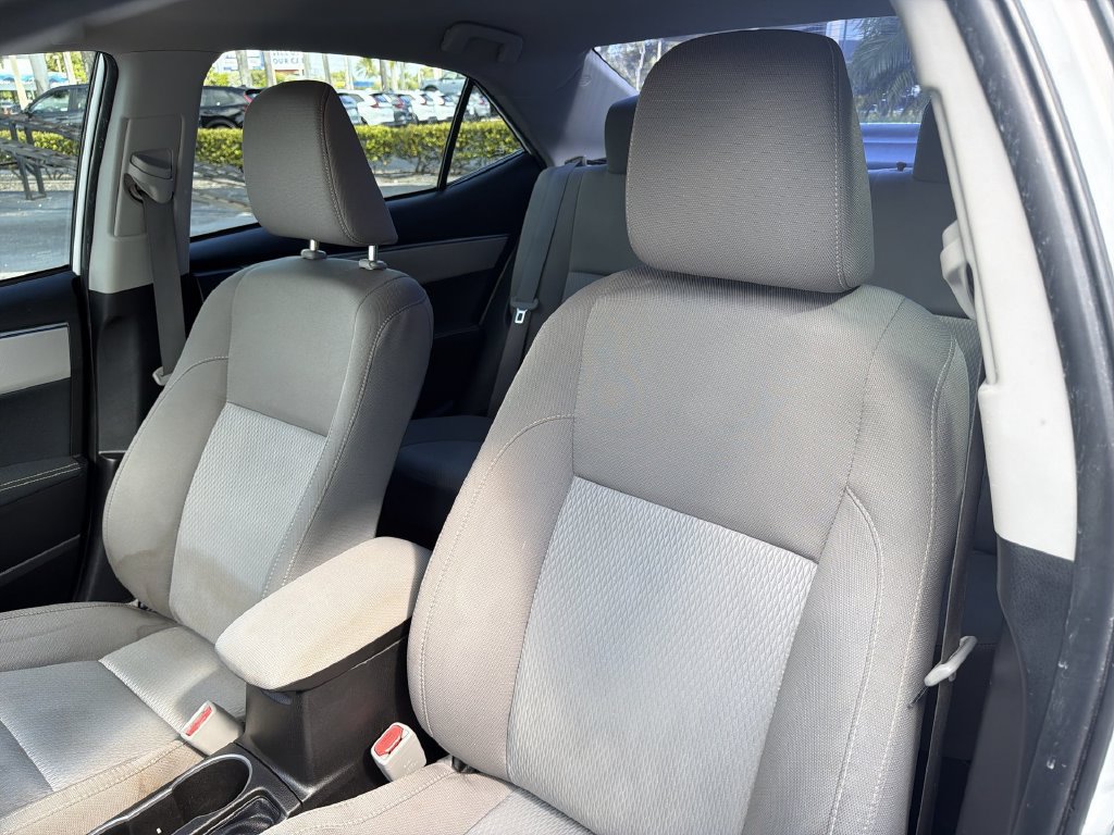 Used 2016 Toyota Corolla LE FWD image 37