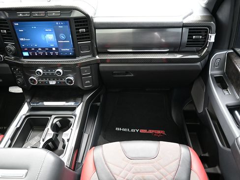 Used 2024 Ford F250 Lariat w/ Lariat Ultimate Package AWD/4WD image 41