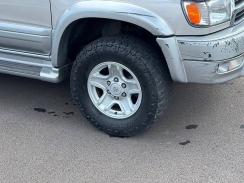 Used 2000 Toyota 4Runner Limited AWD/4WD image 9
