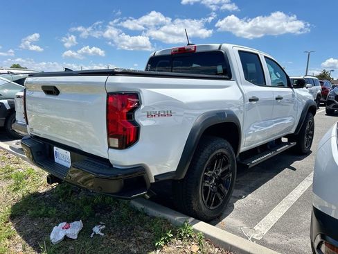 Used 2024 Chevrolet Colorado Trail Boss w/ Technology Package AWD/4WD image 2
