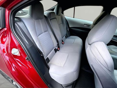 Certified 2025 Toyota Corolla SE FWD image 20