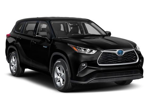 Used 2022 Toyota Highlander LE AWD/4WD image 28