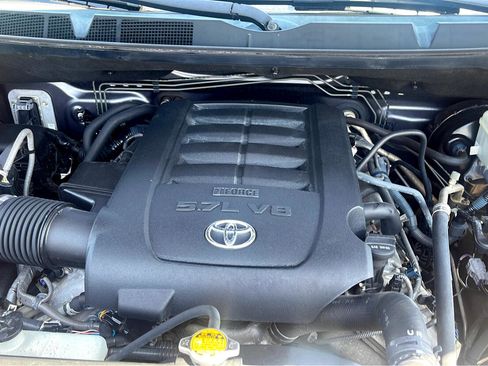 Used 2015 Toyota Tundra SR5 image 24