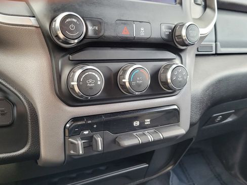 Used 2024 RAM 3500 Big Horn image 25