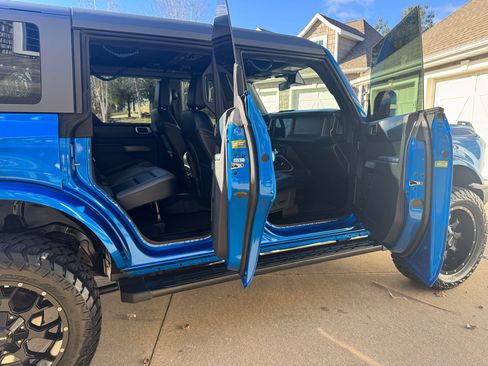 Used 2023 Ford Bronco Outer Banks image 18