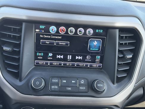 Used 2019 GMC Acadia Denali w/ Technology Package AWD/4WD image 30